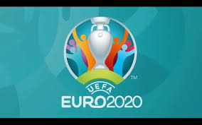 O novo look está a ser alvo de vários comentários. Cesar Mourao Sic Aposta No Humorista Para O Euro 2020 Vip Pt