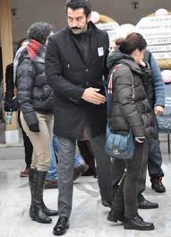 Geçtiğimiz hafta sonu soluğu yine yaşam. Burcin Terzioglu Nun Annesi Topraga Verildi Foto Galerisi