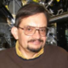 Krzysztof RYKACZEWSKI