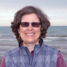 Anne Senter's Instagram, Twitter & Facebook