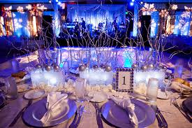 Alternatively, you can play around with table numbers and holders, place names, table planners or even with the dinner plates and cutleries. Prom Entertainment Theme Ideas