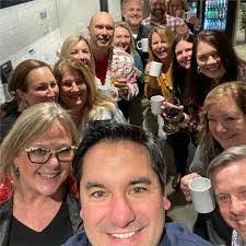 Maryellen Doyle's Instagram, Twitter & Facebook