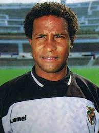 Neno, veloso (edgar 65m), paulo pereira, paulo madeira. Sport Lisboa E Benfica E Pluribus Unum