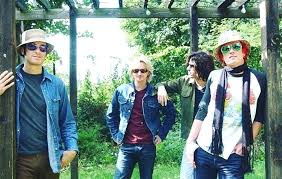 Shangri La Dee Da Era Stonetemplepilots Scottweiland Robertdeleo Deandeleo Erickretz Shangriladeedashangri L Scott Weiland Stone Temple Pilots Shangri La