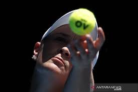 1 in the world in singles by the women's tennis association (wta) and is the second australian singles no. Ashleigh Barty Awali Madrid Open Dengan Singkirkan Shelby Rogers Antara News