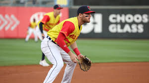 Adrian Chaidez twirls six perfect frames in first pro start