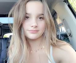 Lillian Rose| All about her (Roleplay purposes.)