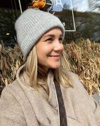 Mitte oktober haben alina merkau und rael hoffmann geheiratet. Hinter Musli Versteckt Alina Merkaus Baby Ist Langst Da Promiflash De