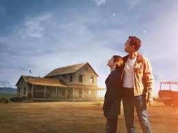 It stars matthew mcconaughey, anne hathaway, jessica chastain, bill irwin, ellen burstyn, john lithgow. Interstellar The 2008 Script Its Wildly Different Ending Den Of Geek
