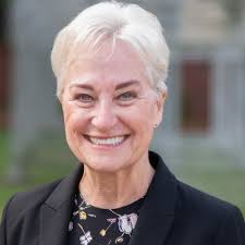 I am pleased to announce that I am officially a licensed, Certified General  Appraiser in the State of Florida. I wouldn't be here without the help of  my mentors and support of