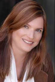 Tanya Egan's Instagram, Twitter & Facebook