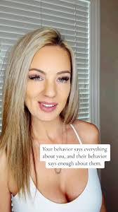 Tammy Wilt's Instagram, Twitter & Facebook