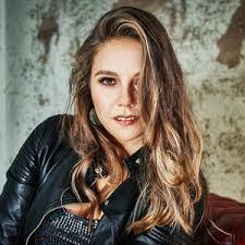 Anastasia Rose's Instagram, Twitter & Facebook