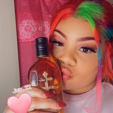 Seneca Freeman's Instagram, Twitter & Facebook