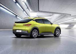 The gv60 represents the brand's first electric vehicle based on dedicated ev platform embodies the most dynamic and futuristic exterior design based on 'athletic elegance'genesis. Nwco9hz Runhtm