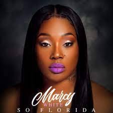 Marcy White's Instagram, Twitter & Facebook