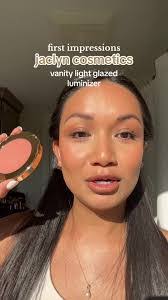 Michelle Baublitz's Instagram, Twitter & Facebook