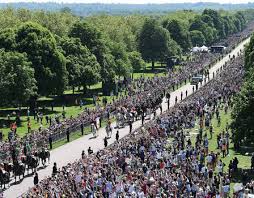 Carriage rootop photo royal wedding press association images. Royal Wedding How Photographer Captured Shot Of Meghan And Harry In Wedding Carriage Royal News Express Co Uk