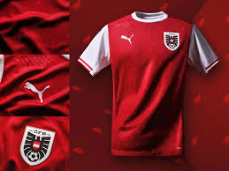 Fifa 21 eng euro top 18. Euro 2020 Kits Feature Painted Details And Renaissance Informed Patterns