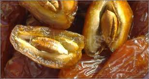 لمسة ابداع فوائد نواة التمر Healthy Fruits Food Health Food