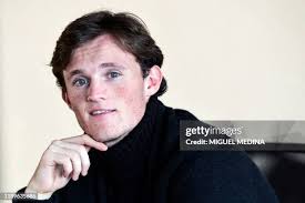 349 fotos e imagens de alta resolução de Denis Moore