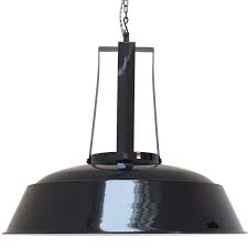 Toutes les lampes ont été rendues conformes aux normes internationales pour les ampoules à incandescence, les ampoules à économie. Tres Grande Suspension Industrielle Noire Lampe Avenue