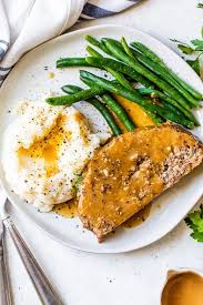 Meatloaf And Brown Gravy Recipe In 2020 Skinny Taste Recipes Good Meatloaf Recipe Meatloaf With Bbq Sauce