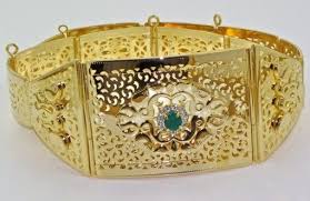 Epingle Sur Ceintures