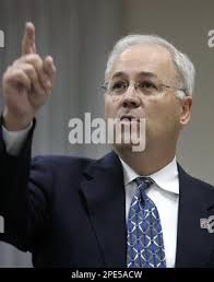 GOP attorney Dale Foreman addresses Chelan County Superior Court in his  opening statement Monday, May 23, 2005, in Wenatchee, Wash. The trial to  determine the fate of the 2004 governor's election began
