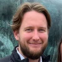 100+ profils pour “Stuber”