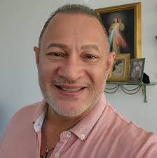 Rauw nos dió Aguanile! 🔥🇵🇷 Rauw Alejandro sorprende a su fanaticada en  la primera función en el Coliseo De Puerto Rico cantando uno de los temas  más exitosos de la salsa. 🦊🌶🎶 #