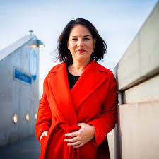 Dezember 1980 in hannover) ist eine deutsche politikerin (bündnis 90/die grünen) und völkerrechtlerin. Die Grunen Schlingerkurs Im Corona Wahlkampf Der Spiegel