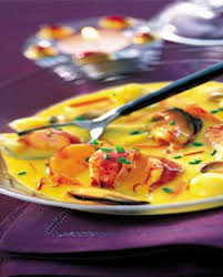 Cassolette De Homard Palourdes Et Moules Au Safran Pour 6 Personnes Recettes Elle A Table Recette Homard Recette Recettes De Cuisine Palourdes