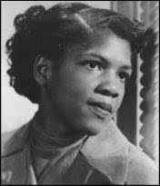 Sharon Lattimore's Instagram, Twitter & Facebook