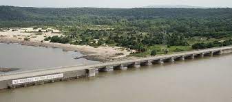 Ranked by surface acres, lake eufaula is the 34th largest lake in the united states and lake texoma is the 38th largest. Lake Eufaula Dam Holding Strong Local News Mcalesternews Com