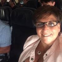 Jenn Lacey's Instagram, Twitter & Facebook