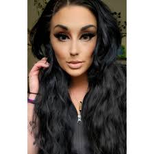 Nail trends are more than just a seasonal accessory; they're tiny canvases  that reflect the mood, colors, and textures of the moment. In 2025, the  vibe is all about personality meets practicality: