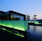 Clear Glass vs Frosted Glass: Pros, Cons & Best Uses | AIS Glass