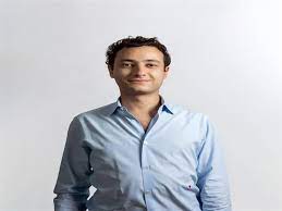 ولد أنسي ساويرس، في 14 أغسطس 1930، وحصل على بكالوريوس الزراعة من جامعة القاهرة عام 1950، ويعد مؤسس ورئيس مجموعة أوراسكوم. Ø£Ù†Ø³ÙŠ Ù†Ø¬ÙŠØ¨ Ø³Ø§ÙˆÙŠØ±Ø³ Ø±Ø¦ÙŠØ³Ø§ Ù„Ù…Ø¬Ù„Ø³ Ø¥Ø¯Ø§Ø±Ø© Ø¨Ù„ØªÙˆÙ† Ø§Ù„Ù‚Ø§Ø¨Ø¶Ø© Ù…ØµØ±Ø§ÙˆÙ‰