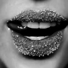 La carne se suele acompañar de patatas hervidas, o caramelizadas, y con repollo rojo junto a rebanadas de manzana. Besos De Azucar On Twitter Mesa Dulces Postres Postres Reposteria Mouse Chocolate Http T Co Ltgdntxo0a