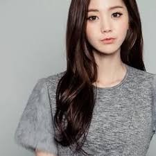 ロングの髪型 30代 40代に人気の大人可愛いストレート パーマ画像 アラフォ 40代 30代の髪型 人気の可愛いミディアムヘアカタログ 2018 春夏ヘアスタ naver まとめ cool hairstyles hair styles beautiful hair