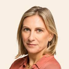 Jennifer Silbert's Instagram, Twitter & Facebook