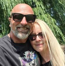 Le niveau d'antiaméricanisme de Québecor est juste délirant. Se rend-il  compte qu'il nuit à son chouchou PSPP et à son projet souverainiste en  solidarisant les Québécois avec Ottawa par la diabolisation des