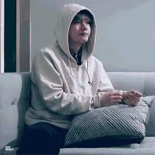 Teahyung fake crying lol #taehyung#funny#bts#viral#xyzbca#kpop. Bts Crying Gifs Tenor