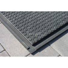 120 x 150 cm material: Bodenschutzmatte Mt Grip Light 22 Mm Mit Verlegepfalz Schwarz