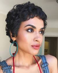 As time goes by, there is so a lot of type making for pixie cuts, asymmetrical is a single of them, truly best a single! 50 Bold Curly Pixie Cut Ideas To Transform Your Style In 2020