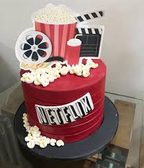 51 Curtidas 2 Comentarios Atelier Mmsweets Ateliermmsweets No Instagram Netflix Como Nao Amar Dizem Por Ai Que Netflix E Its My Bday Cake Desserts