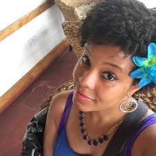 Arielle Garrett's Instagram, Twitter & Facebook