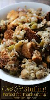 Easy Crock Pot Fullung Rezept Perfekt Fur Thanksgiving Einer Der Besten Ferien Weihnachtsessen Stuffing Recipes Crockpot Stuffing Recipes Stuffing Recipes For Thanksgiving