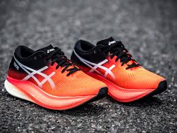 The frankfurt marathon is a marathon which has taken place every year in frankfurt am main since its inception in 1981. Der Metaspeed Sky Von Asics Fur Manner Laufen De